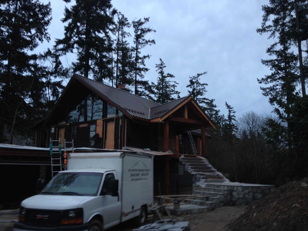 Standing seam metal roofing in Saanich